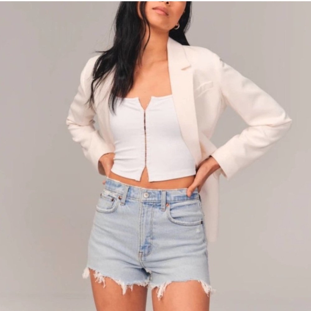 Abercrombie & Fitch High Rise Mom Short